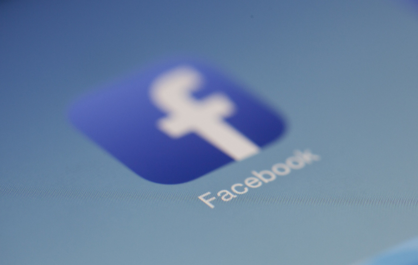 Facebook Bans Russian Accounts 